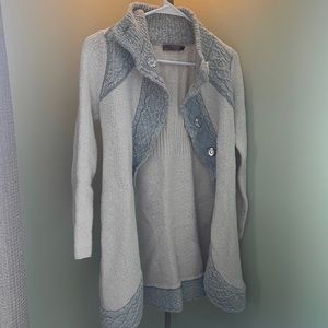 Beautiful Prana xs sweater.
